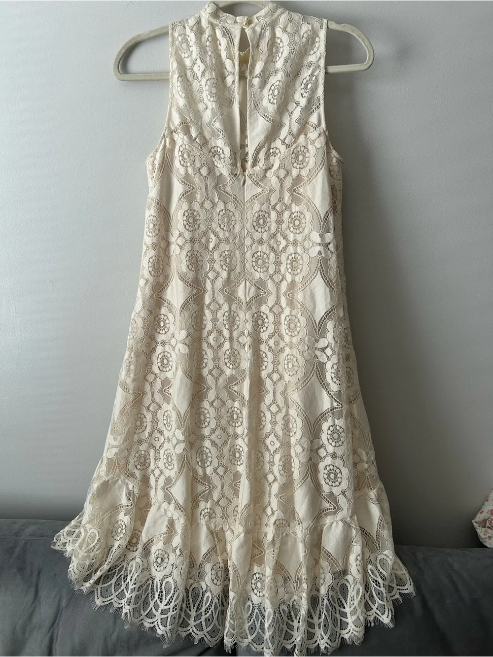 Erin by Wrin Featherston lace Mara dress 4 NWOT